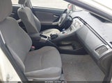 Toyota Prius Two JTDKN3DU5E1738970 снимка