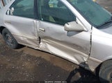 Toyota Camry Le 4T1BG22K41U100574 снимка