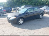 TOYOTA CAMRY LE 4T1BE46K79U808423 снимка