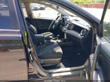 Toyota Rav4 Xle 2T3RFREV8JW797979 photo