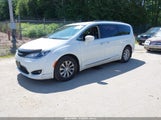 Chrysler Pacifica Touring-L 2C4RC1BG1HR795852 снимка