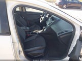 Ford Focus Se 1FADP3F26EL438332 снимка