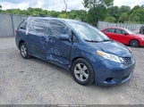 Toyota Sienna Le 8 Passenger 5TDKK3DC5FS562734 fotografie