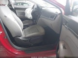 Hyundai Elantra Se KMHD84LF2HU194984 снимка