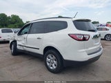 Chevrolet Traverse Ls 1GNKRFKD8EJ303862 снимка