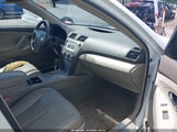 Toyota Camry Le 4T1BF3EK1AU574745 снимка