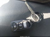 HYUNDAI ELANTRA SE 5NPD74LF4JH259387 снимка