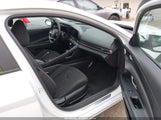 HYUNDAI ELANTRA SEL KMHLM4DG4RU641606 снимка