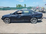 Volkswagen Passat 1.8T R-Line 1VWDT7A35HC056985 fotografie