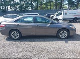 TOYOTA CAMRY LE 4T4BF1FK2GR557003 fotografie