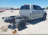 Toyota Tundra Limited 4.7L V8 5TFRT58147X002151 снимка