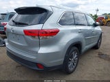 Toyota Highlander Xle 5TDJZRFHXKS593006 photo