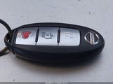 Nissan Rogue S Fwd 5N1AT3AA3MC695241 fotografie
