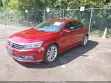 Volkswagen Passat 2.0T Se 1VWBA7A37JC020220 fotografie