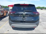 NISSAN ROGUE SV FWD 5N1BT3BA2PC832841 fotografie