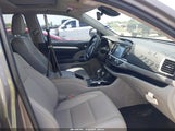 Toyota Highlander Xle 5TDKZRFH5JS526879 снимка
