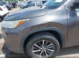 Toyota Highlander Xle 5TDKZRFH5JS526879 снимка