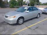 TOYOTA CAMRY LE 4T1BE32K13U198977 снимка