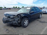 Toyota Camry Le JT2BG22KXY0531483 снимка