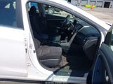 Hyundai Elantra Gt KMHD35LE6DU040736 снимка