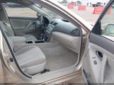 Toyota Camry Le 4T1BF3EK3AU081391 снимка