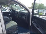 Ram  Express 4X4 6'4 Box 1C6RR7FG3JS326978 снимка