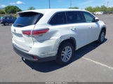 Toyota Highlander Le 5TDZARFH0FS012600 снимка