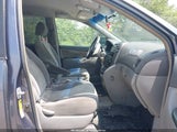 TOYOTA SIENNA LE 5TDZA23C06S556031 снимка