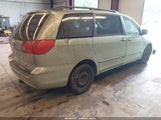 Toyota Sienna Le 5TDKK4CC2AS302887 снимка