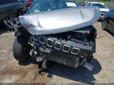 Jeep Compass Latitude Fwd 3C4NJCBBXNT137718 fotografie