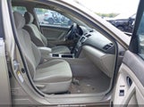 TOYOTA CAMRY LE 4T1BE46K67U069915 снимка