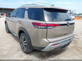 Nissan Pathfinder Platinum 4Wd 5N1DR3DJ6SC222809 photo