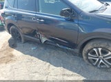 Toyota Rav4 Le JTMBFREV3JJ740895 снимка