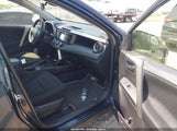 Toyota Rav4 Le JTMBFREV3JJ740895 снимка