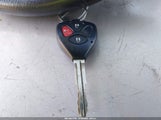 TOYOTA MATRIX S 2T1KE4EE4AC042197 снимка
