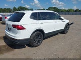 Volkswagen Tiguan 2.0T Se/2.0T Wolfsburg Edition 3VV3B7AX2RM043911 снимка