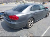Volkswagen Passat 2.5L Se 1VWBP7A30CC008539 снимка