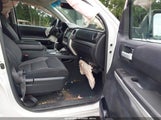 Toyota Tundra Sr5 4.6L V8 5TFRM5F14GX100693 photo
