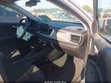 Kia Rio S 3KPA24AD0ME367646 снимка