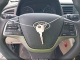 Hyundai Elantra Se 5NPD74LF0HH205448 снимка