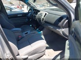 Toyota Tacoma Prerunner V6 3TMJU4GN1AM105386 photo