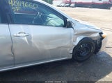 Toyota Corolla Le 2T1BU4EE4DC948177 fotografie