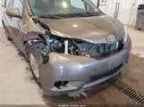 Toyota Sienna Xle 8 Passenger 5TDYK3DC1FS586331 photo