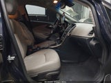 Buick Verano 1G4PP5SK1G4117087 fotografie