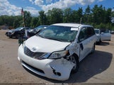 Toyota Sienna Le V6 8 Passenger 5TDKK3DC5DS304288 fotografie