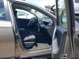Toyota Rav4 Le JTMZFREV9ED033111 снимка