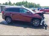 Toyota Highlander Xle 5TDJZRFH8JS861176 снимка