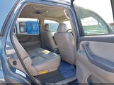 TOYOTA SEQUOIA SR5 V8 5TDBT44A26S262926 снимка