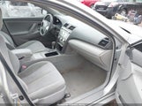 Toyota Camry Le 4T1BF3EK8BU663200 снимка