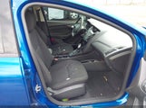 Ford Focus Se 1FADP3FE9JL210409 photo